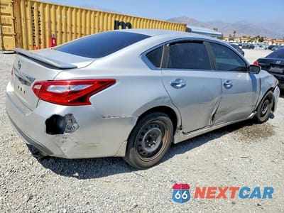 Trzecie zdjęcie samochodu z tyłu: 2016 NISSAN ALTIMA 2.5 S VIN:1N4AL3AP9GN348066 - miniatura