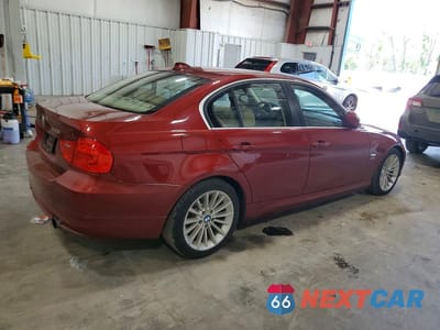 Trzecie zdjęcie samochodu z tyłu: 2011 BMW 335 XI VIN:WBAPL5C53BA921391 - miniatura