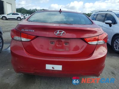 Zdjęcie 6 z 12 samochodu: 2013 HYUNDAI ELANTRA GLS VIN:KMHDH4AE6DU936243 - miniatura