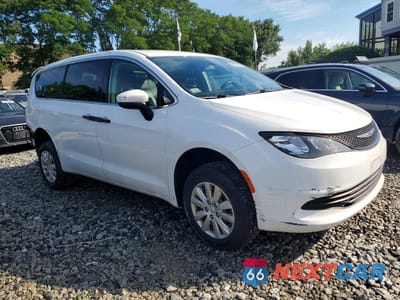 Czwarte zdjęcie samochodu z boku: 2020 CHRYSLER VOYAGER L VIN:2C4RC1AG7LR108836 - miniatura
