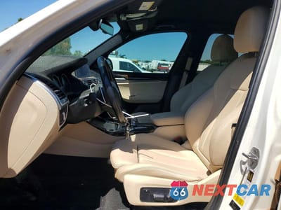 Zdjęcie 7 z 13 samochodu: 2021 BMW X3 SDRIVE30I VIN:5UXTY3C07M9D76779 - miniatura