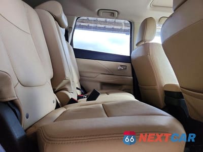 Zdjęcie 11 z 13 samochodu: 2016 MITSUBISHI OUTLANDER GT VIN:JA4JZ4AX5GZ037459 - miniatura