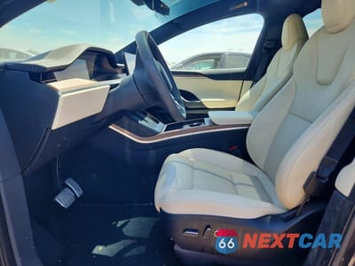 Zdjęcie 7 z 12 samochodu: 2025 TESLA MODEL X VIN:7SAXCDE51SF466125 - miniatura