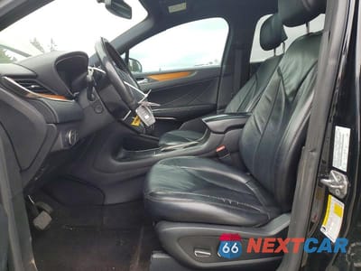 Zdjęcie 7 z 14 samochodu: 2017 LINCOLN MKC SELECT VIN:5LMCJ2C97HUL12832 - miniatura