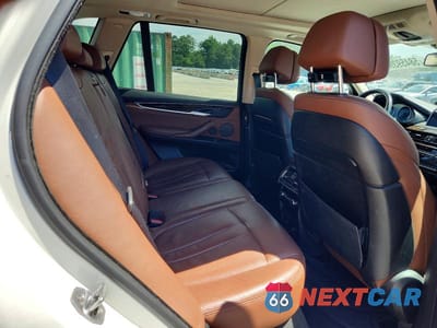 Zdjęcie 11 z 13 samochodu: 2016 BMW X5 XDR40E VIN:5UXKT0C52G0S78902 - miniatura