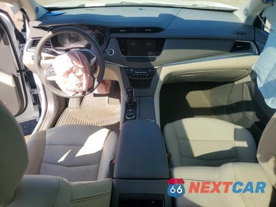Zdjęcie 8 z 13 samochodu: 2024 CADILLAC XT5 PREMIUM LUXURY VIN:1GYKNDR49RZ728233 - miniatura
