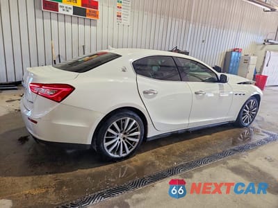 Trzecie zdjęcie samochodu z tyłu: 2016 MASERATI GHIBLI S VIN:ZAM57RTAXG1178590 - miniatura