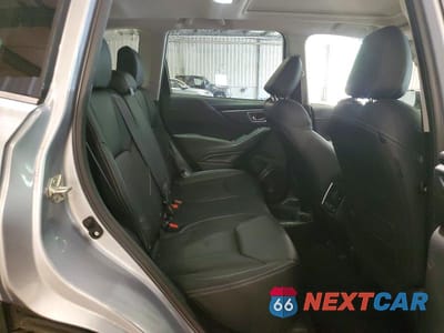 Zdjęcie 11 z 14 samochodu: 2021 SUBARU FORESTER TOURING VIN:JF2SKAXC1MH514800 - miniatura