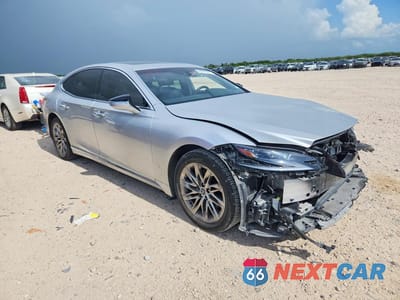 Czwarte zdjęcie samochodu z boku: 2018 LEXUS LS 500 BASE VIN:JTHB51FF7J5004352 - miniatura