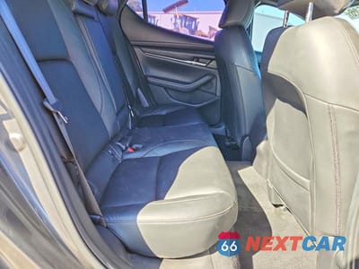 Zdjęcie 10 z 13 samochodu: 2021 MAZDA 3 SELECT VIN:JM1BPAKL7M1306811 - miniatura