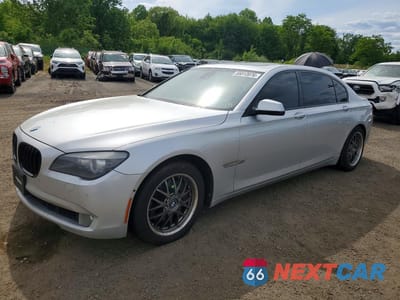 2012 BMW 740 LI WBAKB4C55CC576135 - główne zdjęcie licytacji z USA - miniatura