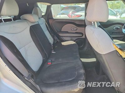 Zdjęcie 10 z 12 samochodu: 2018 KIA SOUL BASE VIN:KNDJN2A29J7592234 - miniatura