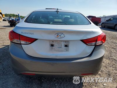Zdjęcie 6 z 12 samochodu: 2013 HYUNDAI ELANTRA GLS VIN:5NPDH4AE4DH371182 - miniatura