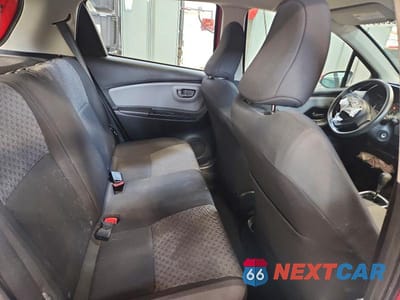 Zdjęcie 10 z 12 samochodu: 2015 TOYOTA YARIS 5-DOOR L VIN:VNKKTUD39FA032239 - miniatura