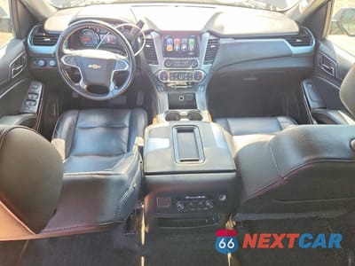 Zdjęcie 8 z 13 samochodu: 2018 CHEVROLET SUBURBAN K1500 LT VIN:1GNSKHKC2JR296149 - miniatura