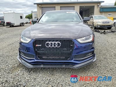 Piąte zdjęcie samochodu w środku: 2013 AUDI S4 PRESTIGE VIN:WAUKGAFL9DA101790 - miniatura