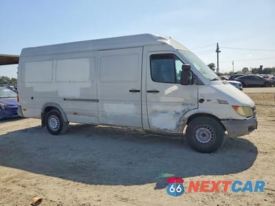 Czwarte zdjęcie samochodu z boku: 2005 DODGE SPRINTER 2500 DELIVERY VAN VIN:WD2PD744855745886 - miniatura