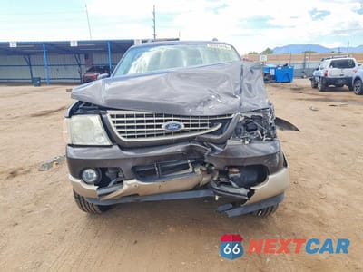Piąte zdjęcie samochodu w środku: 2005 FORD EXPLORER EDDIE BAUER VIN:1FMDU74W05UA69652 - miniatura