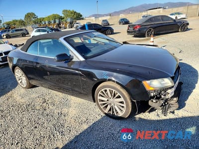 Czwarte zdjęcie samochodu z boku: 2012 AUDI A5 PREMIUM VIN:WAUCFAFH5CN002376 - miniatura