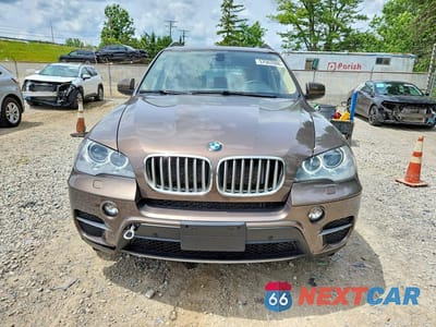 Piąte zdjęcie samochodu w środku: 2013 BMW X5 XDRIVE35I VIN:5UXZV4C57D0E04475 - miniatura