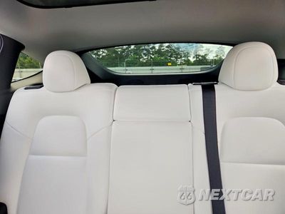 Zdjęcie 10 z 13 samochodu: 2024 TESLA MODEL Y VIN:7SAYGDEF3RA295953 - miniatura