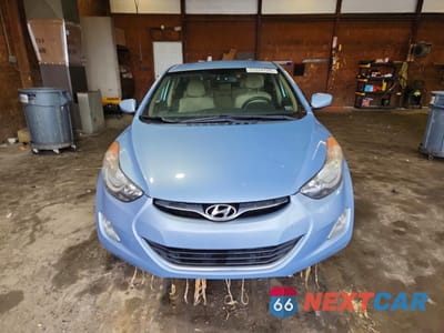 Piąte zdjęcie samochodu w środku: 2012 HYUNDAI ELANTRA VIN:KMHDH4AE4CU306347 - miniatura