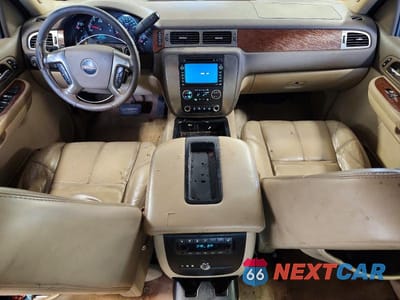 Zdjęcie 8 z 13 samochodu: 2007 GMC YUKON VIN:1GKFK13067R295590 - miniatura