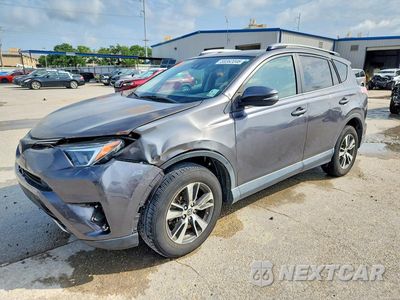 2017 TOYOTA RAV4 XLE JTMWFREV9HJ710568 - główne zdjęcie licytacji z USA - miniatura
