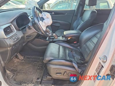 Zdjęcie 7 z 12 samochodu: 2019 KIA SORENTO SX LIMITED V6 VIN:5XYPKDA59KG538705 - miniatura