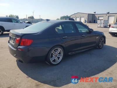 Trzecie zdjęcie samochodu z tyłu: 2016 BMW 550 I VIN:WBAKN9C5XGD962683 - miniatura