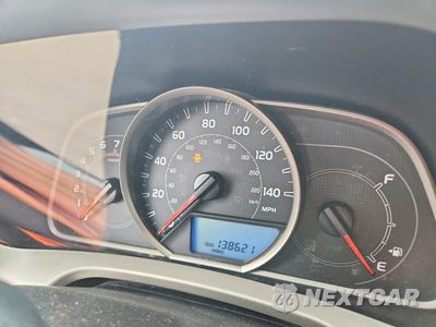 Zdjęcie 9 z 12 samochodu: 2015 TOYOTA RAV4 XLE VIN:2T3WFREV2FW136717 - miniatura