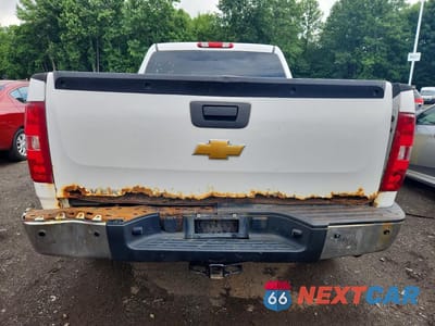 Zdjęcie 6 z 13 samochodu: 2013 CHEVROLET SILVERADO K1500 VIN:3GCPKPEA4DG344337 - miniatura