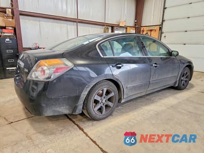 Trzecie zdjęcie samochodu z tyłu: 2012 NISSAN ALTIMA 2.5 VIN:1N4AL2AP2CN543074 - miniatura