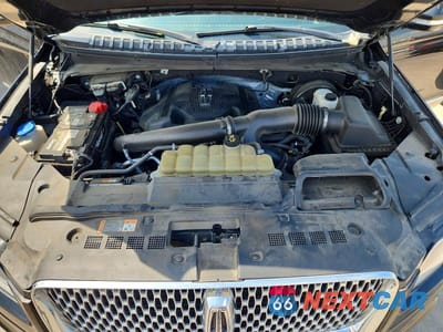 Zdjęcie 11 z 12 samochodu: 2020 LINCOLN NAVIGATOR RESERVE VIN:5LMJJ2KT1LEL04412 - miniatura