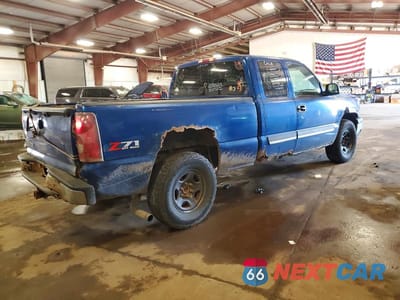 Trzecie zdjęcie samochodu z tyłu: 2003 CHEVROLET SILVERADO K1500 VIN:1GCEK19T53E328525 - miniatura