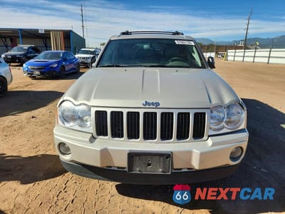 Piąte zdjęcie samochodu w środku: 2007 JEEP GRAND CHEROKEE LAREDO VIN:1J8GR48K47C607232 - miniatura
