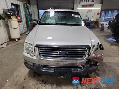 Piąte zdjęcie samochodu w środku: 2006 FORD EXPLORER XLT VIN:1FMEU73E46UA87926 - miniatura