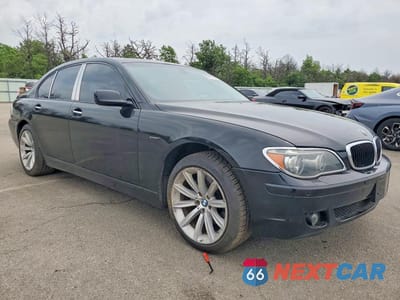 Czwarte zdjęcie samochodu z boku: 2007 BMW 750 I VIN:WBAHL83587DT08579 - miniatura