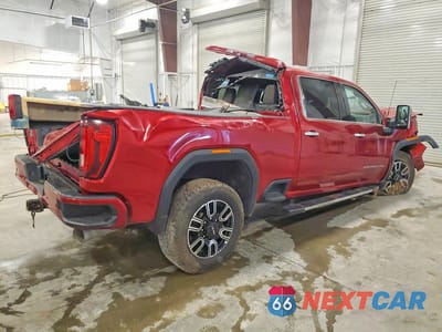 Trzecie zdjęcie samochodu z tyłu: 2022 GMC SIERRA K2500 DENALI VIN:1GT49REY6NF338372 - miniatura