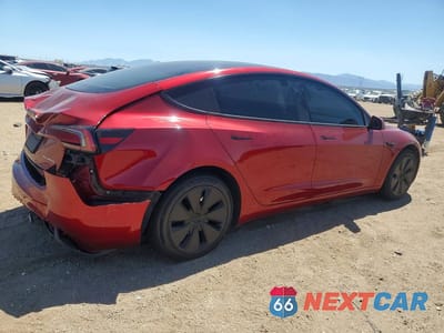 Trzecie zdjęcie samochodu z tyłu: 2024 TESLA MODEL 3 VIN:5YJ3E1EB1RF770835 - miniatura