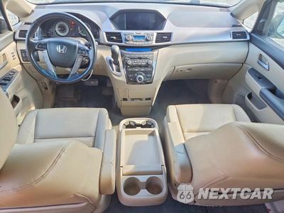 Zdjęcie 8 z 13 samochodu: 2013 HONDA ODYSSEY TOURING VIN:5FNRL5H95DB017902 - miniatura