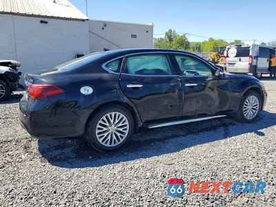 Trzecie zdjęcie samochodu z tyłu: 2015 INFINITI Q70L 3.7 VIN:JN1BY1PR4FM830156 - miniatura