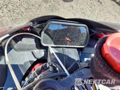 Zdjęcie 7 z 9 samochodu: 2019 YAMAHA YZFR1 VIN:JYARN39E2KA004522 - miniatura