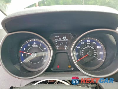 Zdjęcie 9 z 12 samochodu: 2013 HYUNDAI ELANTRA GLS VIN:5NPDH4AE5DH196456 - miniatura