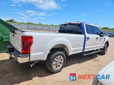 Trzecie zdjęcie samochodu z tyłu: 2022 FORD F250 SUPER DUTY VIN:1FT7W2B65NEG43013 - miniatura