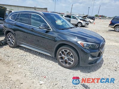Czwarte zdjęcie samochodu z boku: 2021 BMW X1 XDRIVE28I VIN:WBXJG9C0XM5T01970 - miniatura