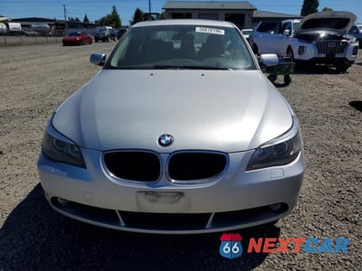 Piąte zdjęcie samochodu w środku: 2006 BMW 525 I VIN:WBANE53596CK81070 - miniatura