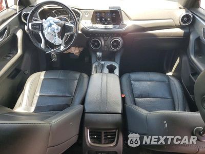 Zdjęcie 8 z 14 samochodu: 2019 CHEVROLET BLAZER 3LT VIN:3GNKBDRSXKS692138 - miniatura