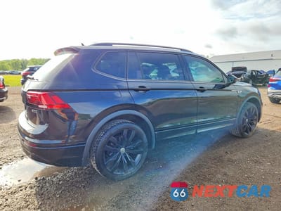 Trzecie zdjęcie samochodu z tyłu: 2021 VOLKSWAGEN TIGUAN SE VIN:3VV2B7AX1MM066195 - miniatura