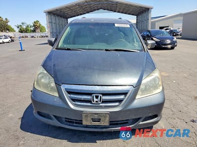 Piąte zdjęcie samochodu w środku: 2006 HONDA ODYSSEY EXL VIN:5FNRL38746B433042 - miniatura